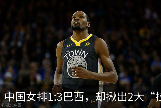 中国女排1:3巴西，却揪出2大“拉胯”之人！打强队真不能用她了